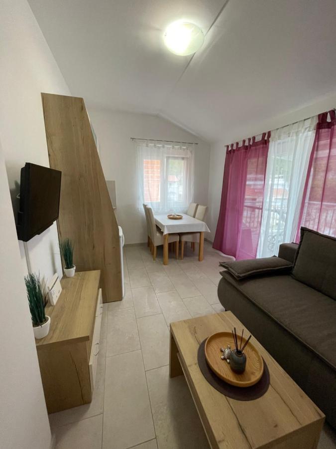 Apartmani Lela Duba Eksteriør bilde