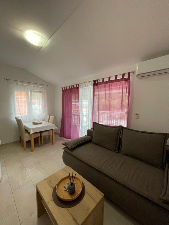 Apartmani Lela Duba Eksteriør bilde
